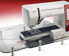 Бытовая швейная машина Janome 7700 QCP